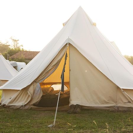 Aparra Surfcamp Saint-Georges-De-Didonne Hotel Eksteriør billede